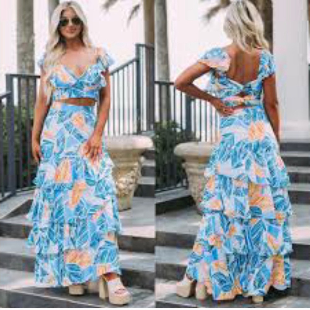 Dominican Ruffled off shoulder maxi skirt set Large EUC